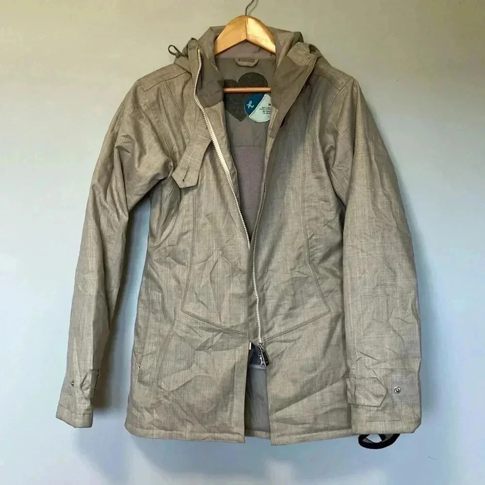 Holden beige ski snow jacket